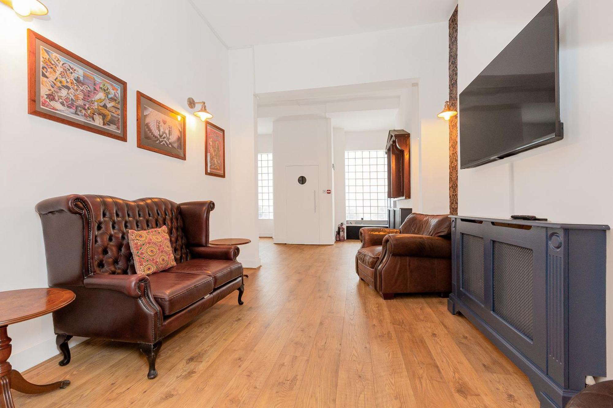 Apartament 3br 3lvl Flat In Camden, 5 Mins Camden Town Tube Londra